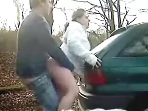 Boi indien et blondi ... - 01:37 min.