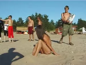 Bimbo xxx gratuit ar ... - 05:36 min.