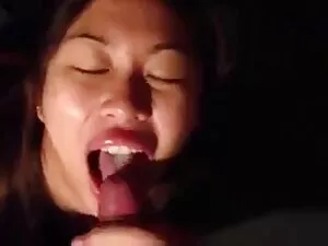 Deux filles, une bit ... - 00:54 min.